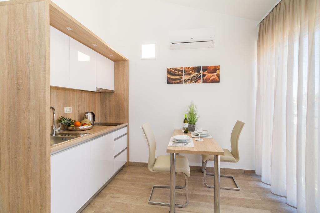 Villa Astoria Biograd Na Moru Eksteriør bilde
