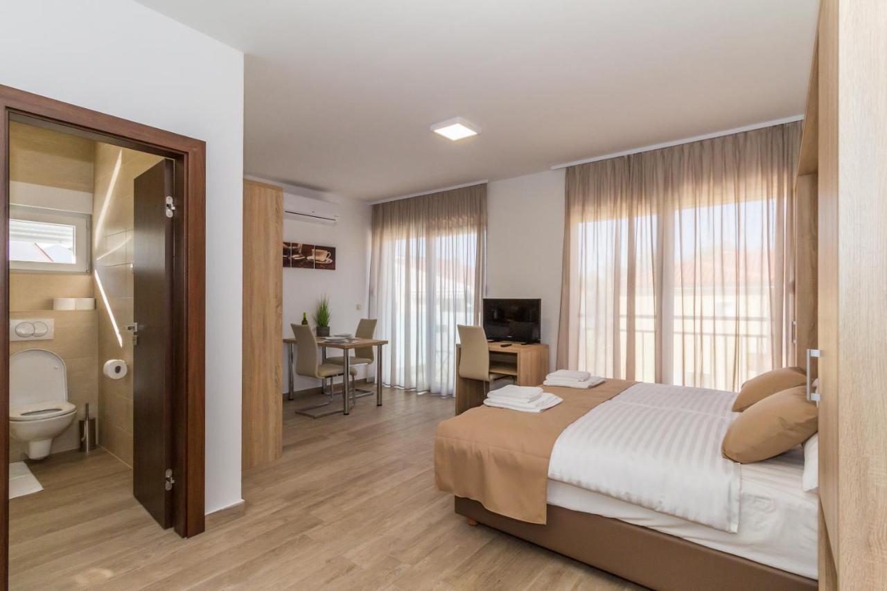 Villa Astoria Biograd Na Moru Eksteriør bilde